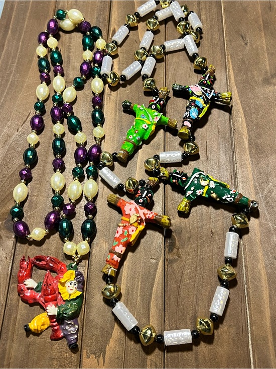 Mardi Gras Imports Jewelry - Deluxe Mardi Gras Beads 2 Necklaces Vodoo Dolls Crawfish Jester Plastic Pearls